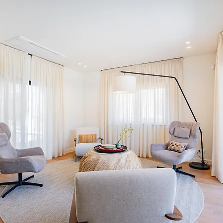 别墅 New! Nostra- Luxury Villa, Tennis Court, Gym, Swimming Pool, Jacuzzi By Dream