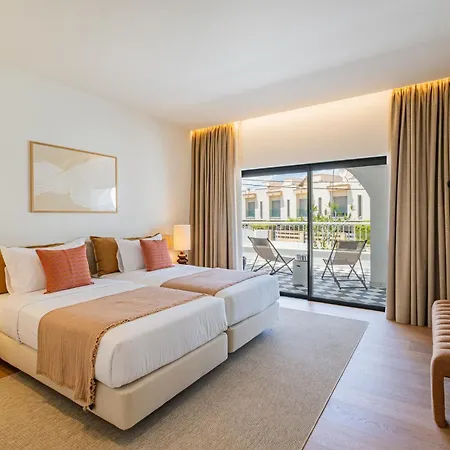别墅 New! Nostra- Luxury Villa, Tennis Court, Gym, Swimming Pool, Jacuzzi By Dream *